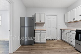 127 Haymond Hwy in Clarksburg, WV - Building Photo - Building Photo