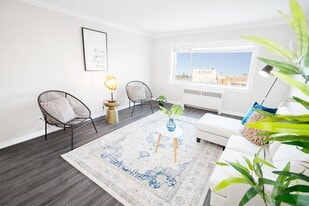 508 McMillan Apartment in Winnipeg, MB - Building Photo