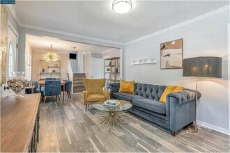 2230 Pomona Ave in Martinez, CA - Building Photo - Building Photo