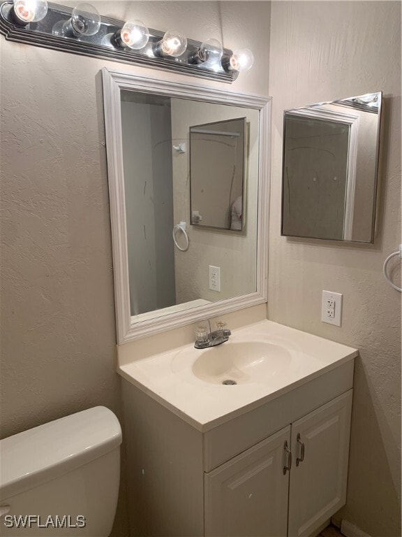 property at 4901 Victoria Dr