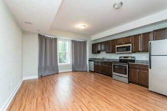 1222 N 7th St in Philadelphia, PA - Building Photo - Building Photo