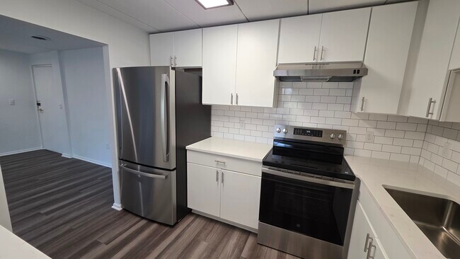 11 Hill Rd, Unit 11 Hill in Belmont, MA - Building Photo - Building Photo