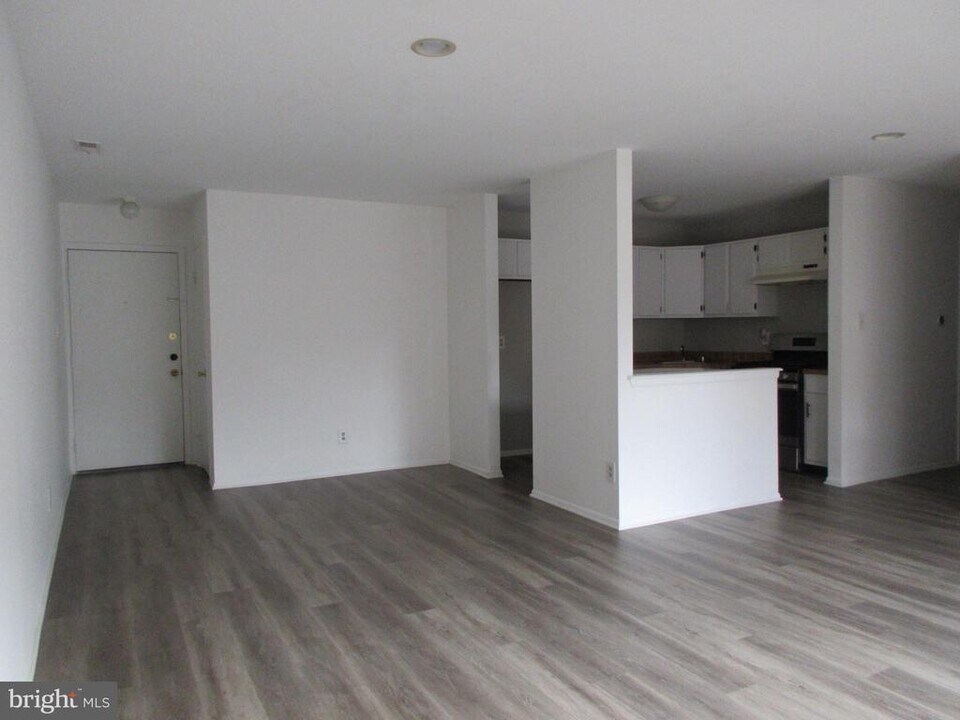2016 Raven's Row in Evesham, NJ - Building Photo