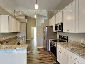 10424 Autumnwood Dr in Hudson, FL - Building Photo - Building Photo