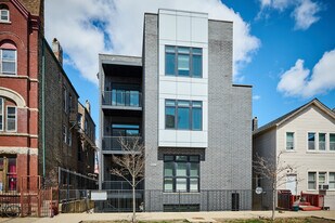 1752 W 18th Pl in Chicago, IL - Building Photo
