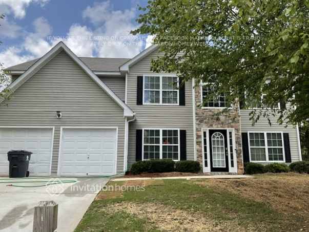 4537 Rattling Toy Way in Douglasville, GA - Building Photo