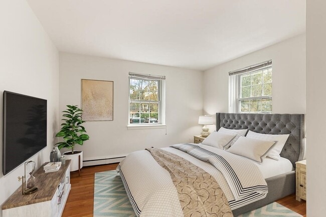 8 Menotomy Rd in Arlington, MA - Building Photo - Building Photo