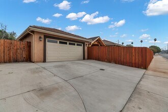 7695 Freda Ave in Riverside, CA - Building Photo - Building Photo
