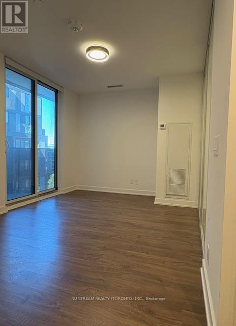 30 Tretti Wy in Toronto, ON - Building Photo - Building Photo