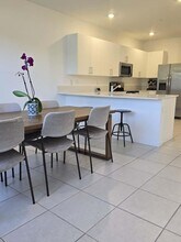 200 SW 159th Way in Pembroke Pines, FL - Building Photo - Building Photo