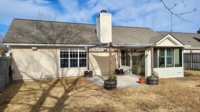 307 Smallwood Ct in Wilmington, NC - Building Photo - Building Photo