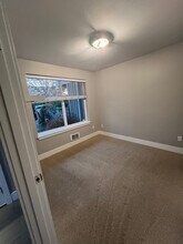 488 N 130th St in Seattle, WA - Building Photo - Building Photo
