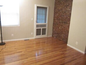 202 W 9th St in Boston, MA - Foto de edificio - Building Photo