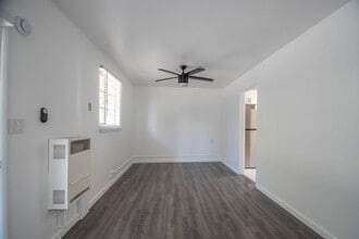 314 W Mission St, Unit 14C in Santa Barbara, CA - Building Photo - Building Photo