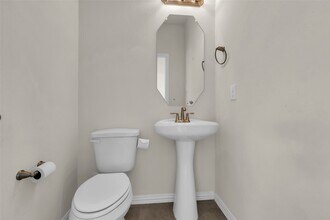 13313 Suntail Ct in Texas City, TX - Building Photo - Building Photo