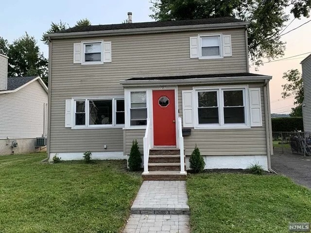 151 Island Ave, Unit 1