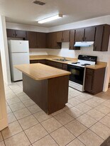 1583 Sunset Ln in Holly Hill, FL - Building Photo