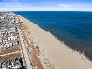 133 Mt Tabor Way in Ocean Grove, NJ - Building Photo - Building Photo
