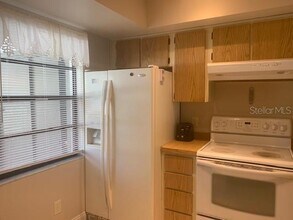 2028 Sunset Grove Ln in Clearwater, FL - Building Photo - Building Photo