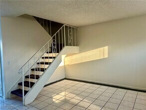 3146 Blackford Ct in Las Vegas, NV - Foto de edificio - Building Photo