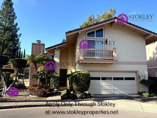 property at 637 Tarrytown Ct