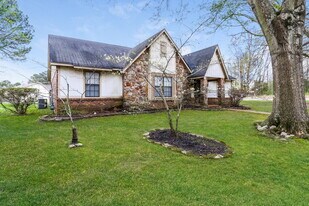 928 Pheasant Hollow Dr in Memphis, TN - Building Photo