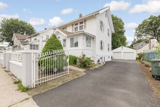 180 Summit St in Bridgeport, CT - Building Photo - Building Photo