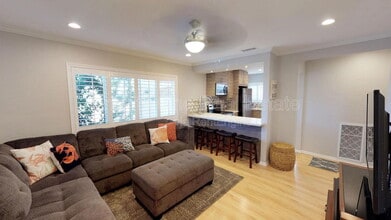 4102 Ingraham St in San Diego, CA - Building Photo - Building Photo