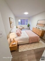 72 DRIVE, Unit 3 in Queens, NY - Building Photo