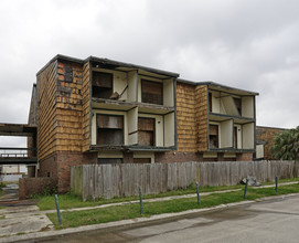 Cindy Towers in New Orleans, LA - Building Photo - Building Photo