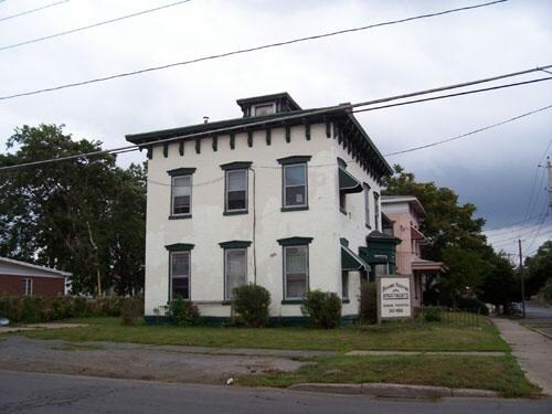 51 E Fourth St in Oswego, NY - Building Photo - Building Photo