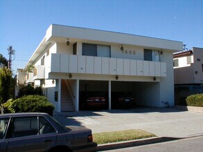 1605 Barry Ave in Los Angeles, CA - Foto de edificio - Building Photo