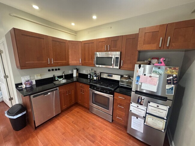 2 Snelling Pl, Unit 3