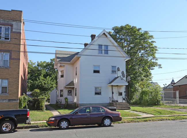 33 S Whiting St in New Britain, CT - Building Photo - Building Photo