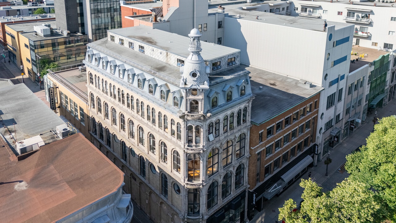 595 St-Joseph in Québec, QC - Building Photo
