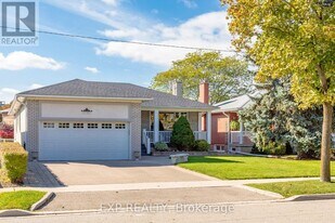 78 Brampton Rd in Toronto, ON - Building Photo