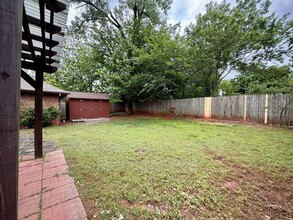520 Harding Pl in Edmond, OK - Building Photo - Building Photo