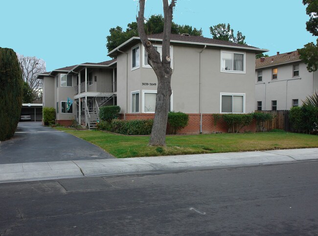 Waldo Apartments in Palo Alto, CA - Foto de edificio - Building Photo