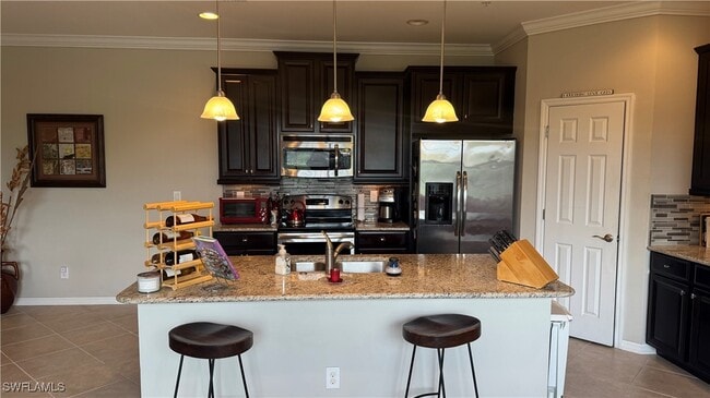 8510 Violeta St in Bonita Springs, FL - Foto de edificio - Building Photo