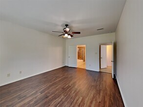 1323 Laura Hills Ln in Spring, TX - Building Photo - Building Photo