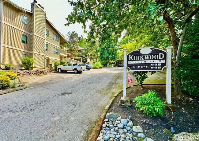 property at 406 10th St