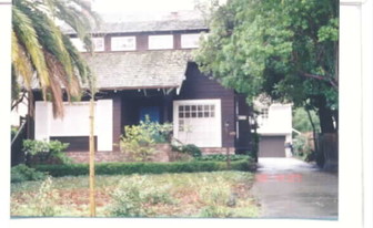 1433 Floribunda Ave Apartments