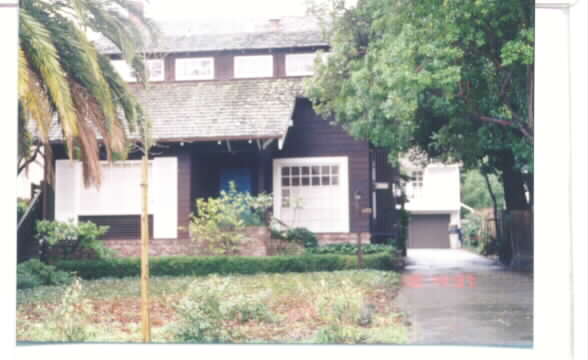 1433 Floribunda Ave in Burlingame, CA - Building Photo