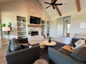 197 Blackthorn Dr in Van Alstyne, TX - Building Photo - Building Photo