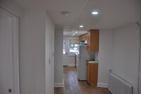 1124 8th St NE, Unit 1 in Washington, DC - Foto de edificio - Building Photo