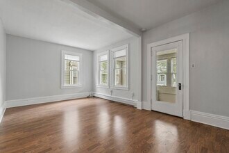 15 W 45th St in Bayonne, NJ - Building Photo - Building Photo