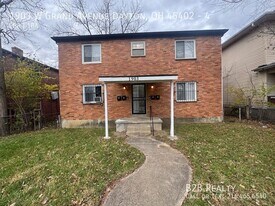 1903 W Grand Ave in Dayton, OH - Building Photo