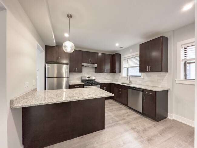 1150 Maple Ave in Evanston, IL - Building Photo - Building Photo
