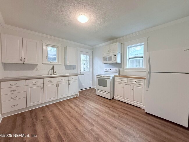17 Lovett St in St. Augustine, FL - Building Photo - Building Photo