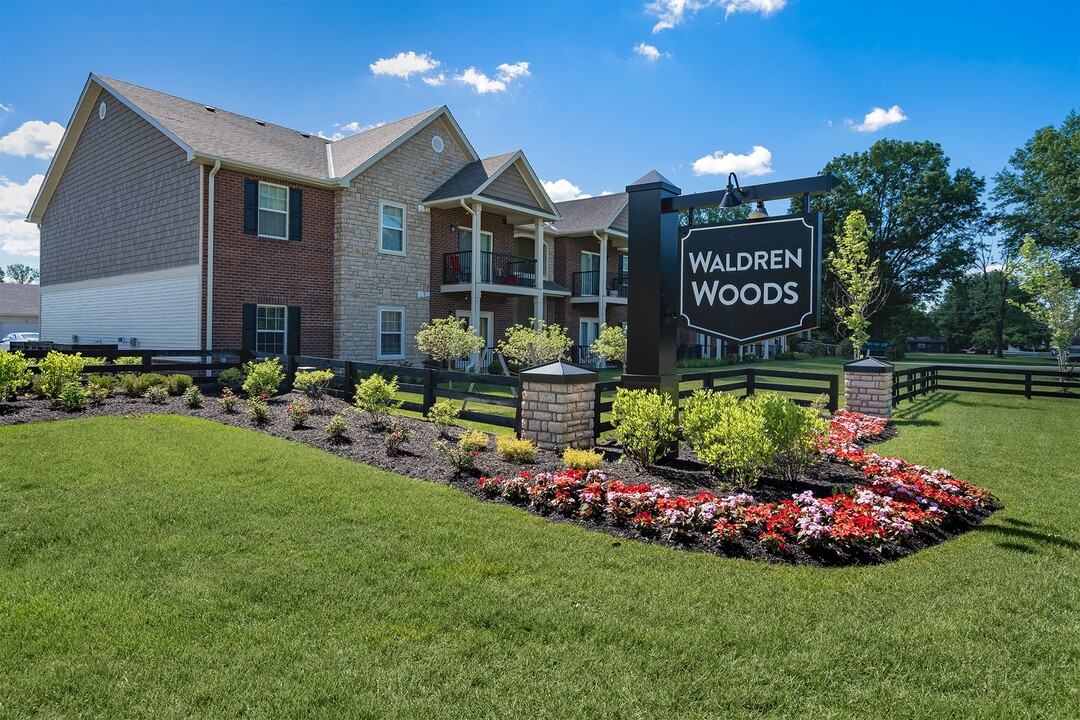 Waldren Woods in Columbus, OH - Building Photo